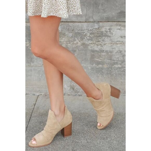Lulus Raymay Size 7.5 Tan Faux Suede Leather Heeled Cutout Peep Toe Ankle Bootie - Picture 1 of 10